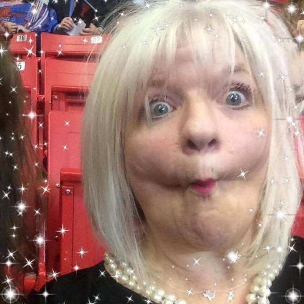 Meet your Posher, Stacy